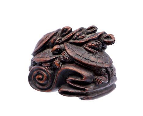 Japanese boxwood netsuke of turtles on a rock, Japan Meiji Period ca. 1900, 4 cm wide