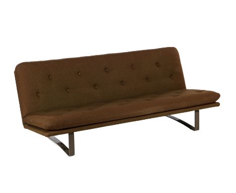 Kho Liang Ie (1927-1975) Brown upholstered 3-seater sofa on a metal base, design Kho Liang Ie for Artifort, model c684, Nethe