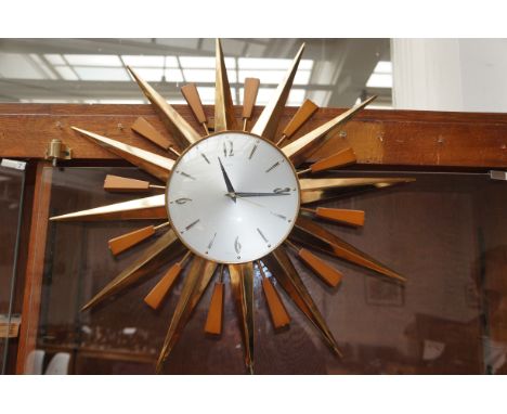 Vintage Metamec Starburst Clock, Working Order (Battery)