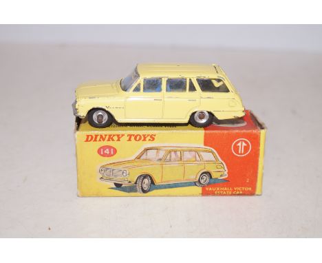 Dinky 141 Vauxhall Victor Estate (Boxed)