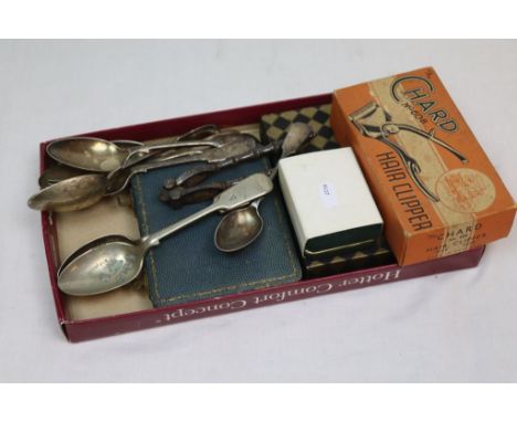 Victorian Irish silver fiddle pattern crested dessert spoon, Dublin 1843, assorted EPNS spoons, a cased set of six EPNS coffe