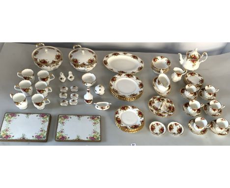 70 piece Royal Albert 'Old Country Roses' tea &amp; dinner set comprising 6 cups, 6 saucers, 6 side plates, teapot, sugar bow