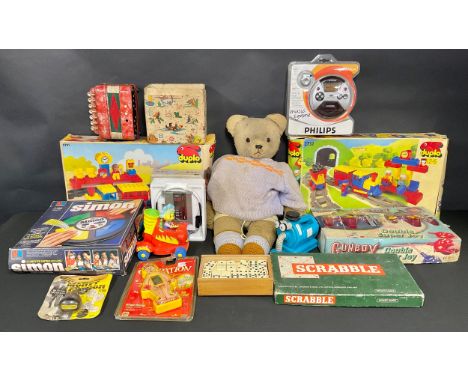 Toys &amp; Collectables - Dublo Train sets 2701 and 2732, Gunboy  Double Super Joy, Simon, Phillips CD/MP3 player, Monty Pyth