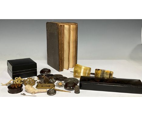 A Chinese lacquer pen box; a 17th century pipe bowl; horn hair ornaments; buttons; thimble; a practical Catechism, fourteenth