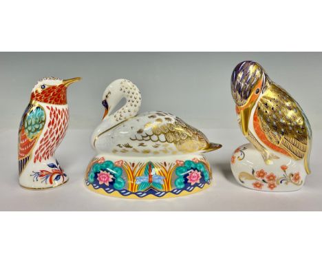 A Royal Crown Derby paperweight, Kingfisher, gold stopper; others, Swan, date mark for 1996 (LIX); Hummingbird, first paperwe