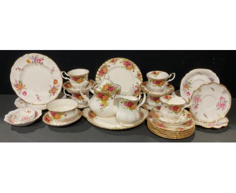 A Royal Albert Old Country Roses part tea service; Royal Crown Derby Posies; Royal Crown Derby Royal Pinxton Roses; etc, qty