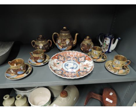 A selection of vintage oriental ceramics