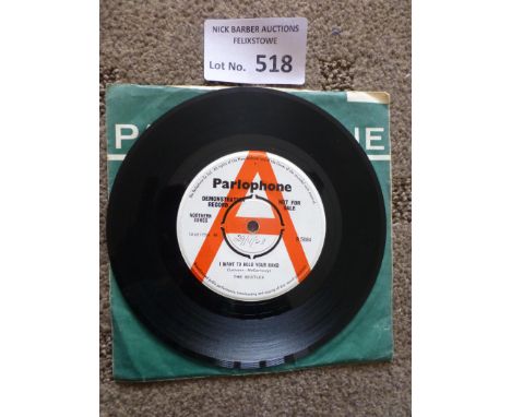 Records : Beatles 'I want to hold your hand' R5084 - Parlophone - 7" demo rare item &amp; also great condition vg+/excellent