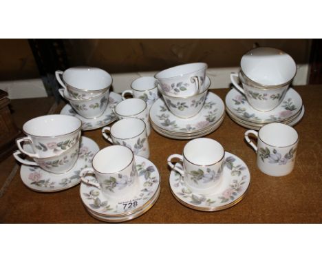 Royal Worcester tea set in June Garland design, twenty eight pieces 