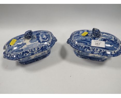 A PAIR OF SMALL COPELANDS SPODE ITALIAN BLUE/WHITE LIDDED TUREENS 