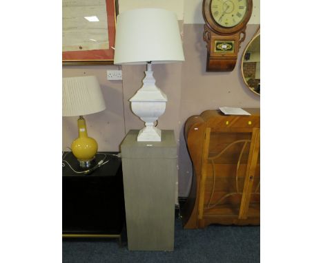 A MODERN GREY PEDESTAL AND A WHITE TABLE LAMP &amp; SHADE (2)