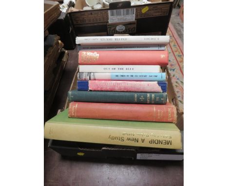 A SMALL COLLECTION OF VINTAGE BOOKS COMPRISING THE HISTORY OF THE FIRST WORLD WAR AND A SELECTION OF DEVON RELATED TITLES TO 