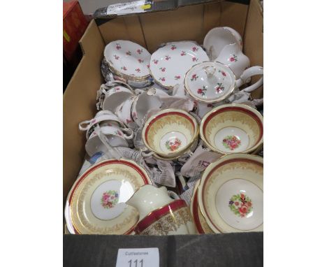 A TRAY OF CERAMICS TO INCLUDE GEORGE JONES AND COLCLOUGH