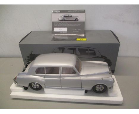 A boxed Paragon diecast 1:18 precision model of a Rolls Royce Phantom V 1964 MPW 