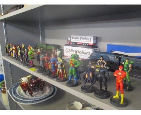 A mixed lot of models and figures to include approximately 25 Eaglemoss 2008 Die-cast DC Comics figures A/F to include Raven,