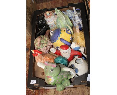 A job lot of vintage ceramic teapots collection only 