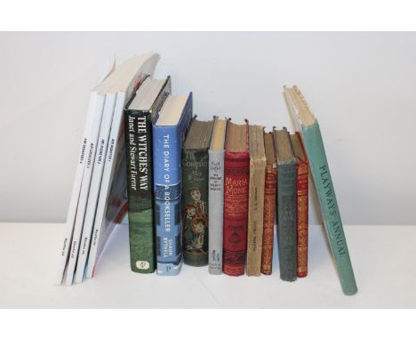 A mixed selection of vintage books 