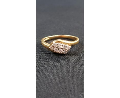 18 CARAT YELLOW GOLD &amp; DIAMOND RING