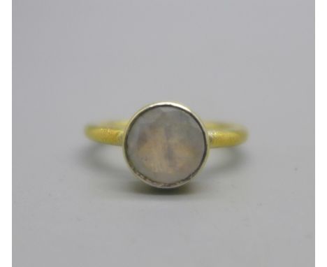 A 925 silver gilt rainbow moonstone ring, M 