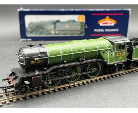 Bachmann Branchline 31-550A Class V2 2-6-2 4771 "Green Arrow" in LNER green - as preserved - Tested Runner(600g)Heritage Rang