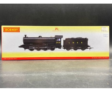 Hornby R3424 Class Q6 Raven 0-8-0 3418 in LNER Black with Gill Sans lettering(750g)From collection that appears not previousl