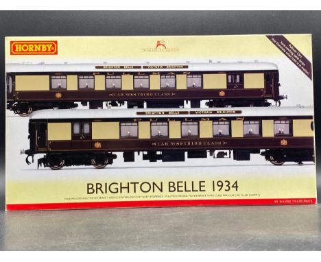Hornby R2987 Class 5BEL Pullman Brighton Belle (1934) 2 Car Pack(750g)From collection that appears not previously run'As New'
