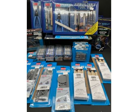 Job Lot of Peco Tools, Lineside Kits, Parkside chains and others(4000g)Peco PT-200 Kit-builders Tool set 'As New' (3)Peco PT-