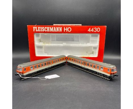 Fleischmann 4430 Class BR 614 2-Car DMU of the DB - Tested Runner(800g)Nos: 614 044-6, 614-038-8Tested Runner (noisy runner) 
