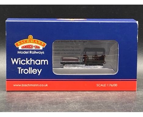 Bachmann Branchline 32-991 Type 27 Wickham Trolley and trailer B30W in BR Maroon(150g)From collection that appears not previo