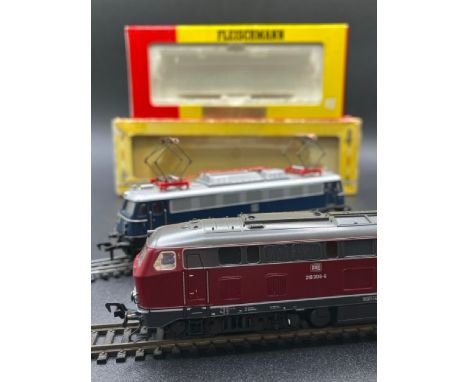 Two HO gauge boxed Fleischmann Locomotives - both Tested Runners(1100g)Fleischmann 4232FL Class BR 218 306-9 of the DB in Fai