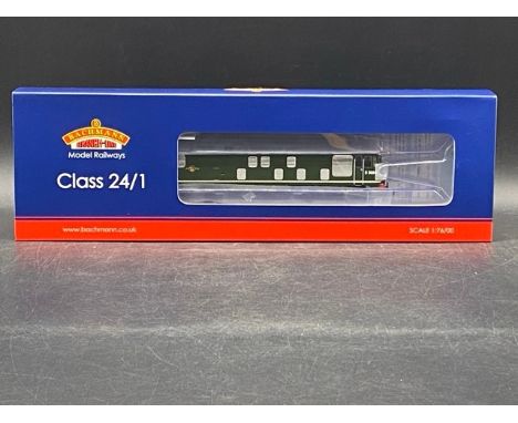 Bachmann Branchline 32-443 Class 24 D5094 in BR green with no yellow panels(650g)From collection that appears not previously 