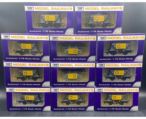 11 Boxed Dapol B578 Presflo cement wagon "Blue Circle"(750g) Condition: Rollling Stock - Very GoodBoxes - Good
