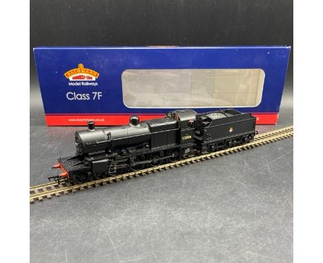 Bachmann Branchline 31-010 Class 7F 2-8-0 53806 in BR black with early emblem - Tested Runner (Noisy)(600g) Condition: Locomo
