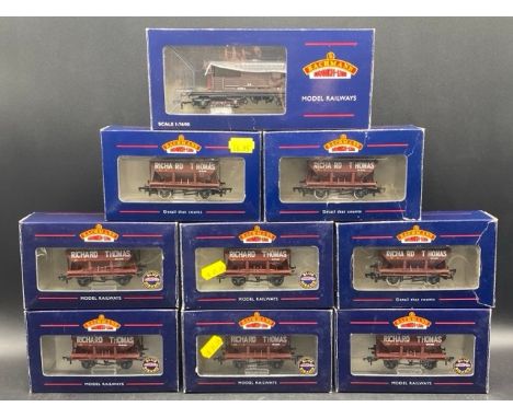 9 Bachmann boxed OO gauge Rolling stock(600g)Bachmann Branchline 33-830B 25 ton Queen Mary brake van in Southern liveryBachma
