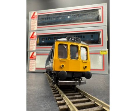 Lima OO gauge Boxed Class 117 DMU - Tested Runner (700g)Lima 205138A Class 117 DMU Power Car W51334 BR Blue.Lima L205145A5 Cl