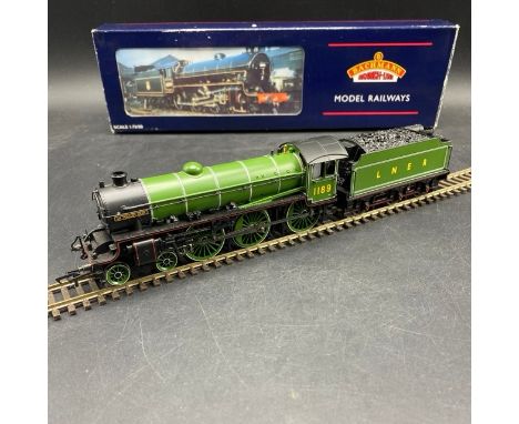 Bachmann Branchline 31-711 Class B1 1189 'Sir William Gray' LNER apple green - Non Runner(500g)Loco wheel loose Condition: Lo
