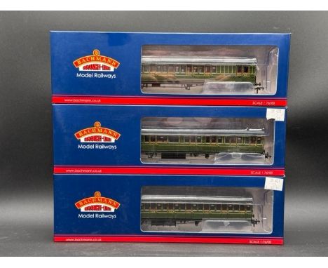 A rake of three OO Bachmann Southern Olive Green Coaches each boxed and appearing unopened, Made in China (700g)Bachmann 39-6