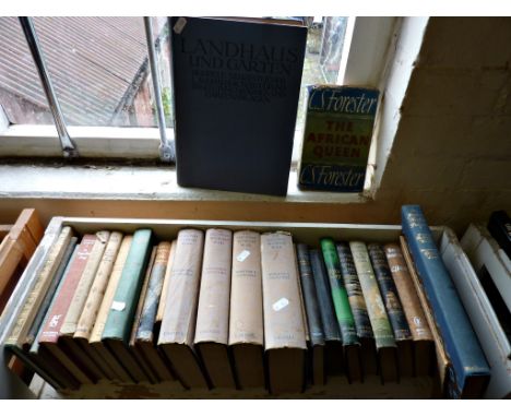 Shelf of various hardback books (some 1st editions) including a four-volume set of "The Second World War" by Winston Churchil