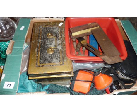 Assorted fishing accessories & tools etc