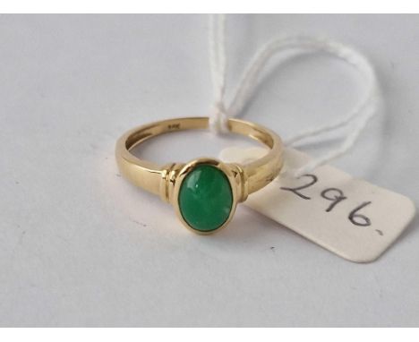 A Jadeite Set Ring, 14 Ct, Size P, 3.1 G.