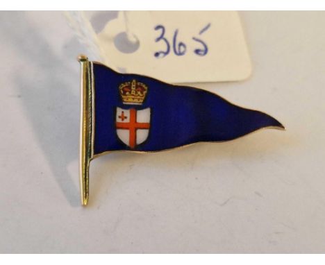A Enamel Flag Brooch 9Ct 3.8 Gms