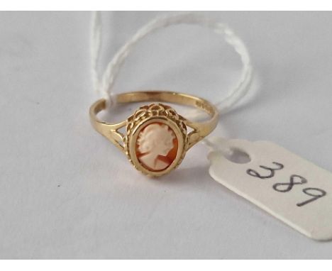 A Cameo Ring, 9Ct, Size N