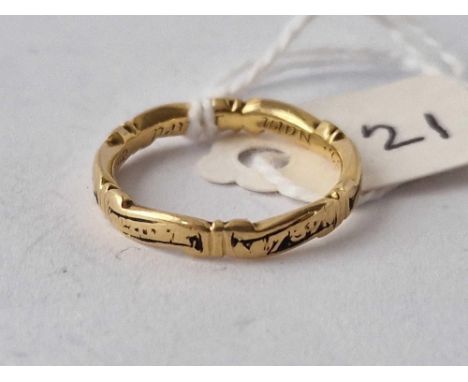George Ii Memorial Gold Ring Inscribed On The Inside, Nath Beard Obit.24.Dec 1730 At 59. Worn Enamel Decoration To The Outsid