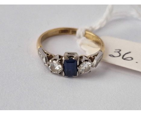 A 18Ct Gold And Platinum Three Stone Sapphire And Diamond Ring Size L 2.7 Gms