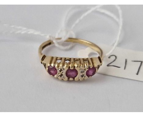 A Ruby And Diamond Ring 9Ct 1.6 Gms