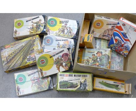 A collection of Airfix military figures and vehicles, 1/32 scale, boxed