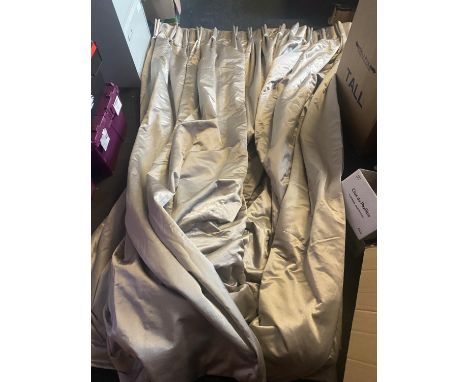Two heavy handmade thermal lined good quality curtains sizes 237cm drop x 320cm wide and 228cm drop x 220cm wide (measurement