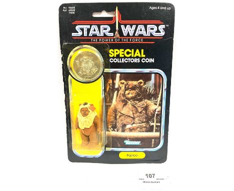 Kenner Star Wars vintage Power of the Force Paploo 3 3/4" figure MOC, Mint, within Fair (yellowed and crack to bottom) bubble
