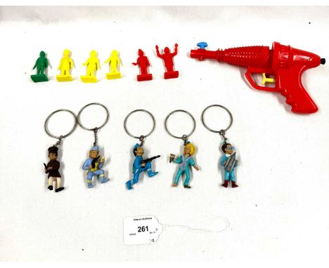 Gerry Anderson vintage Thunderbirds Kellogg's figures x 6 &amp; 1960's Dutch Key-chain figures x 5, all Good to Excellent, Th