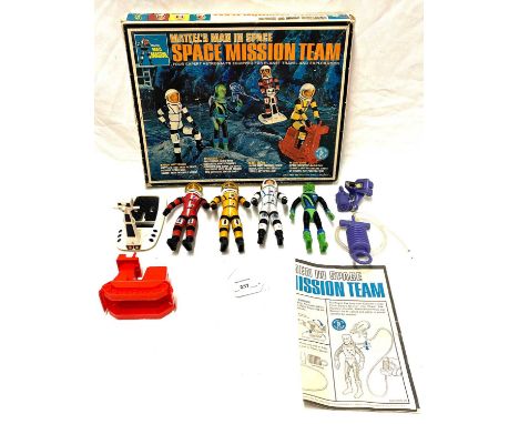 Mattel vintage 1969 Major Matt Mason Space Mission Team pack, Excellent complete, within Good opened box, includes instructio